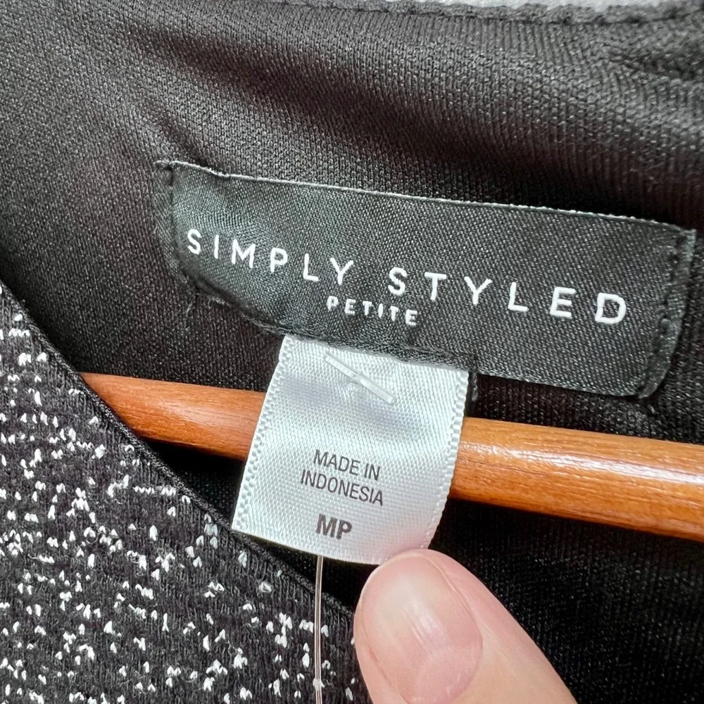 Simply Styled jacquard knit